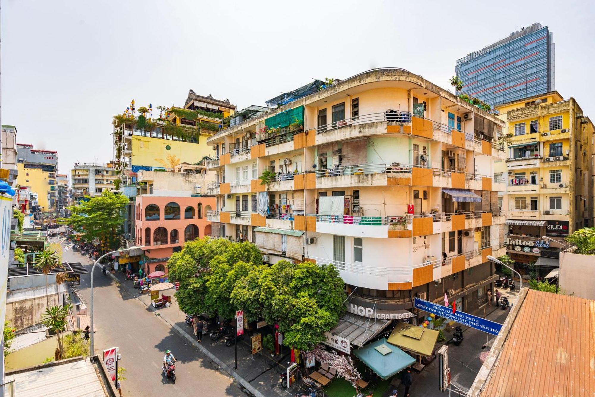 Dorms Bui Vien - Walking Street Apartment Ho Chi Minh City Exterior photo