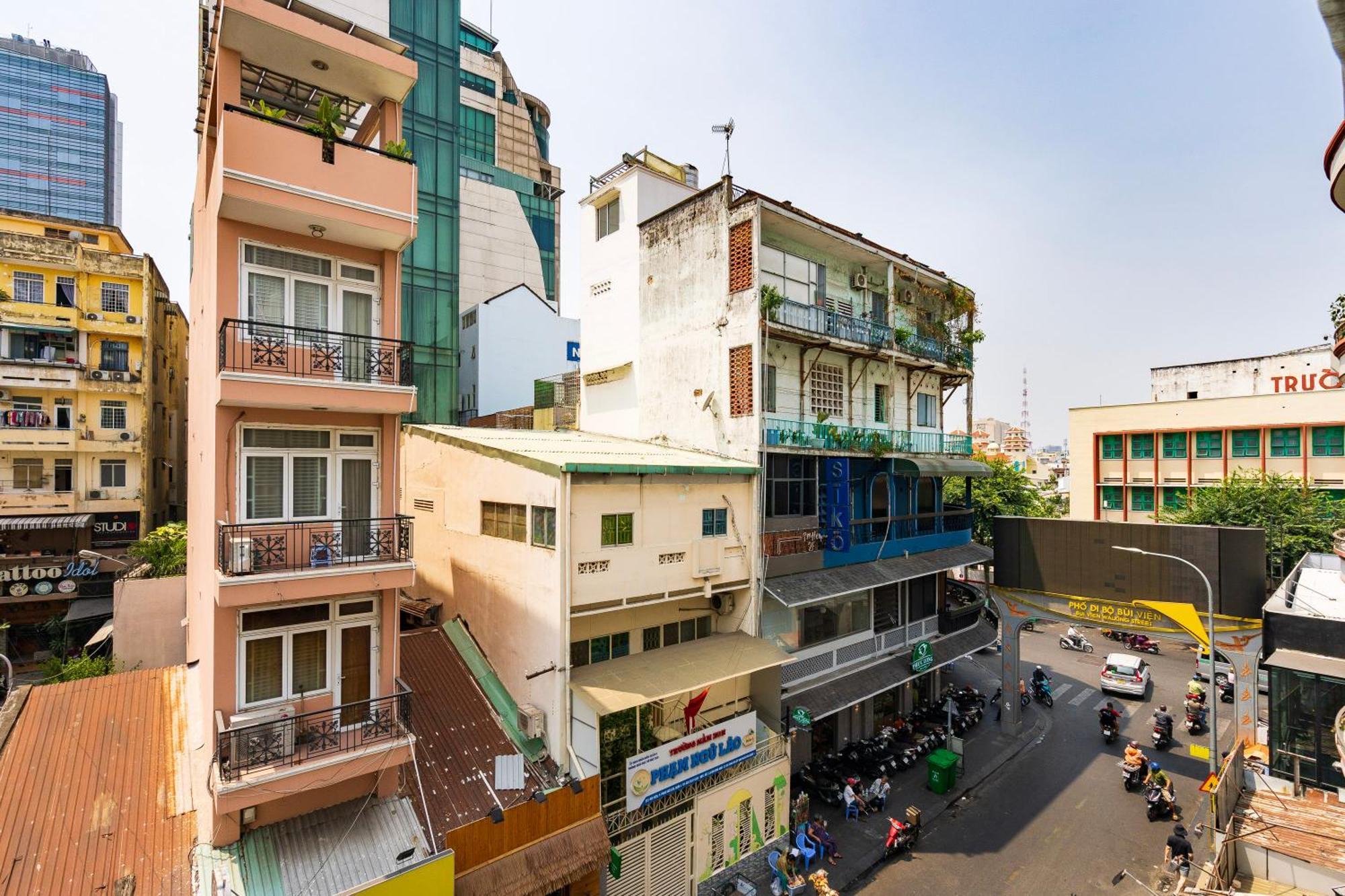 Dorms Bui Vien - Walking Street Apartment Ho Chi Minh City Exterior photo